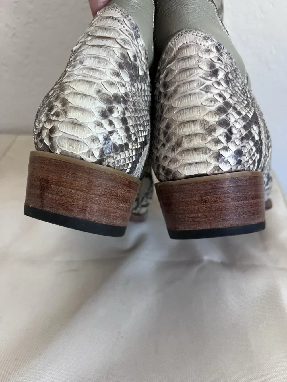 J.B. Dillon Men's Western Cowboy Boots Size 10.5 EE Python Green Leather Rare